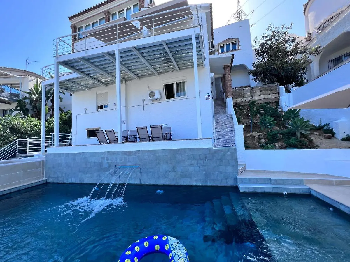 Dream Villa With Heated Swimming Pool, Jacuzzi, Waterfall, Heating Is Extra Benalmadena