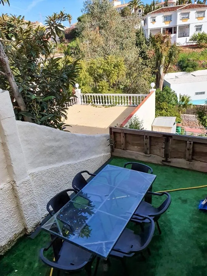 Dream Villa With Heated Swimming Pool, Jacuzzi, Waterfall, Heating Is Extra Benalmadena