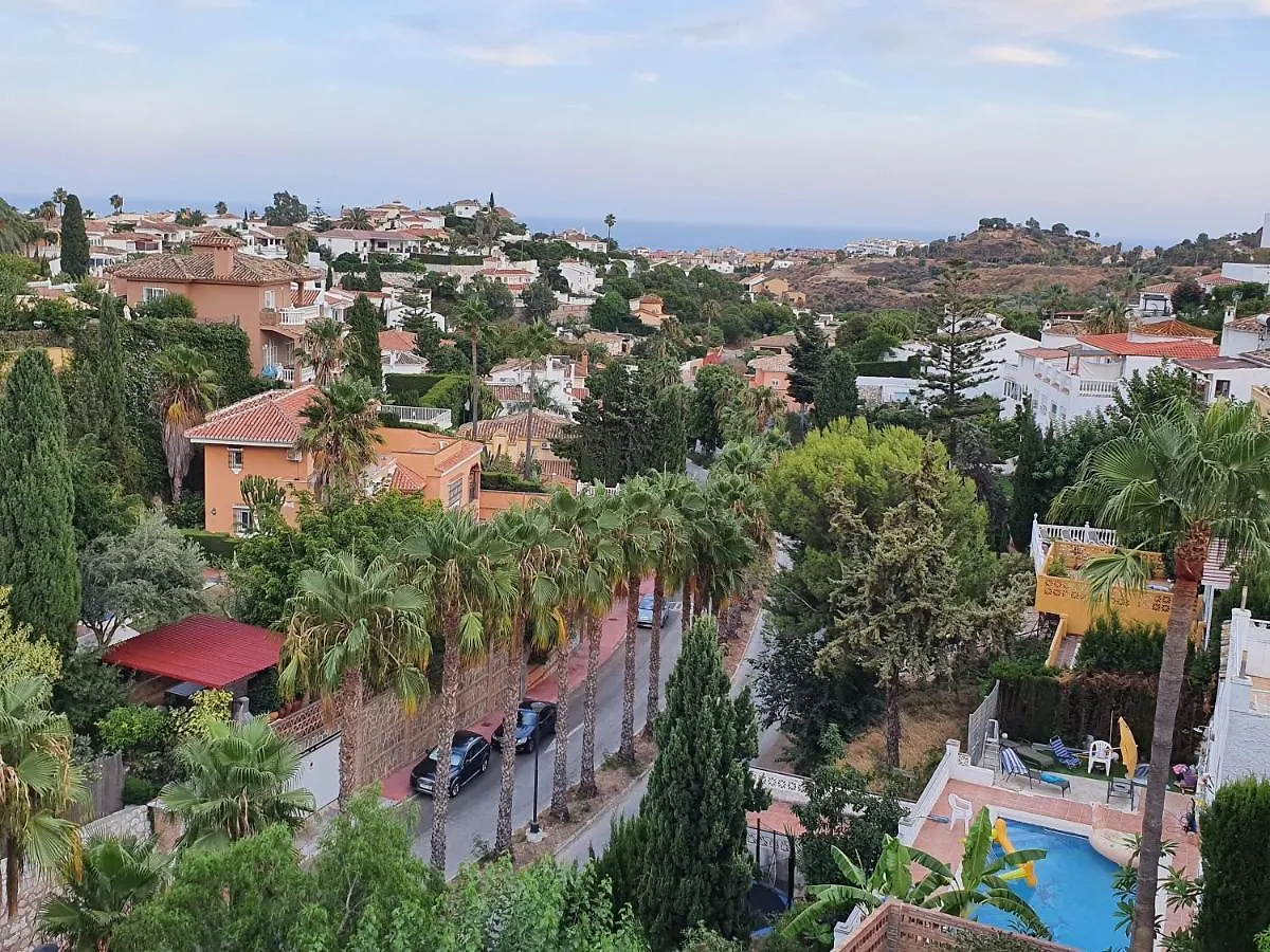Dream Villa With Heated Swimming Pool, Jacuzzi, Waterfall, Heating Is Extra Benalmadena