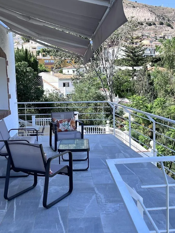 Dream Villa With Heated Swimming Pool, Jacuzzi, Waterfall, Heating Is Extra Benalmadena