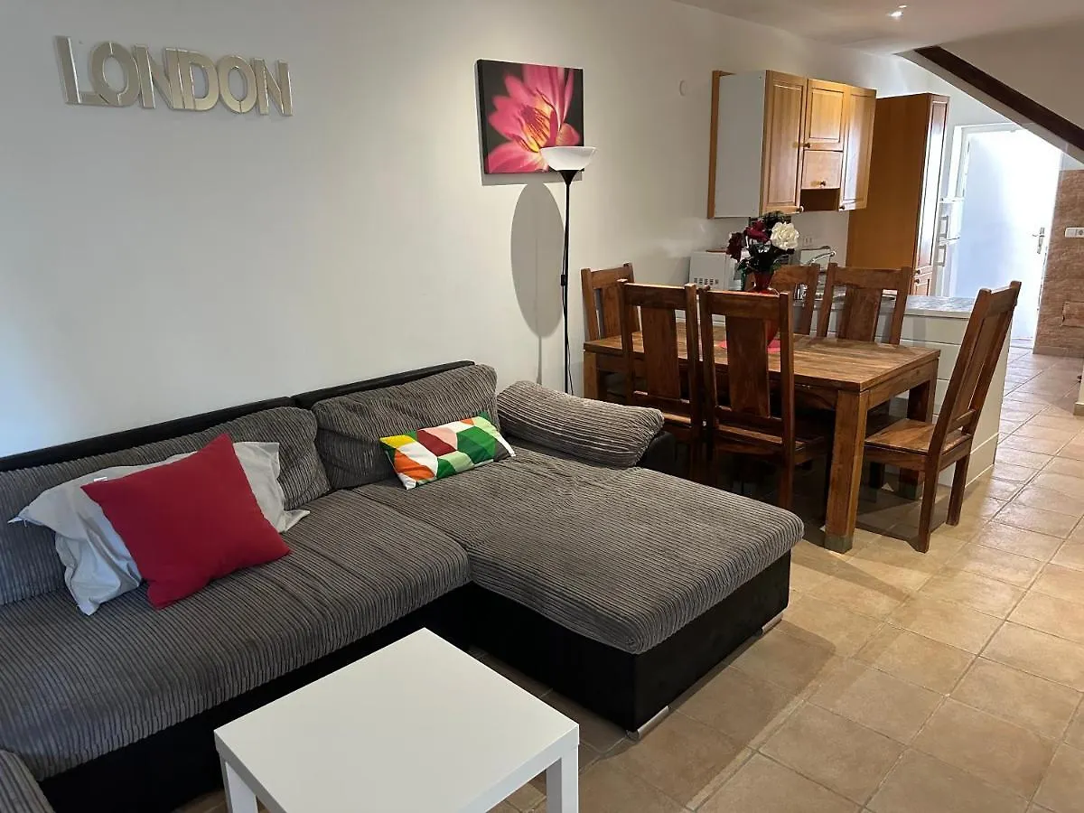 Dream Villa With Heated Swimming Pool, Jacuzzi, Waterfall, Heating Is Extra Benalmadena