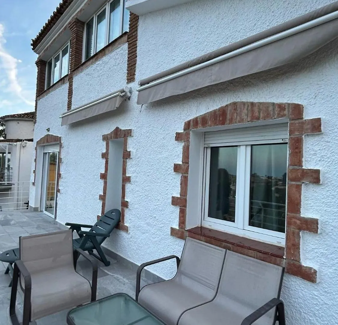 Dream Villa With Heated Swimming Pool, Jacuzzi, Waterfall, Heating Is Extra Benalmadena